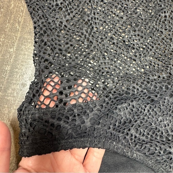 NWT Mossimo Crochet Black One Piece Swim size Medium - Picture 3 of 12